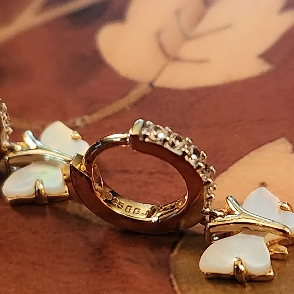 JTV Mother Of Pearl Zircon Gold Over Sterling Butterfly Earrings - Picture 6 of 7